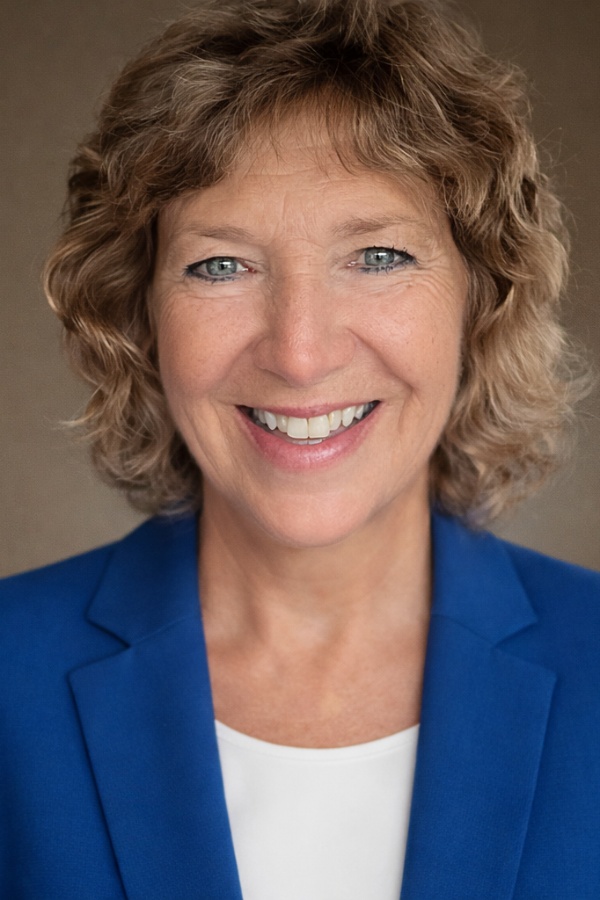 Cruise Brothers Travel Agent Tina Heath Burns